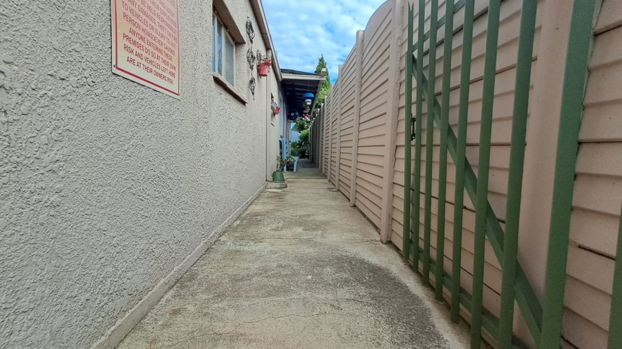 6 Bedroom Property for Sale in Parys Free State